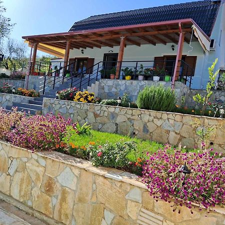 Villa Sana Rooms Permet Ngoại thất bức ảnh