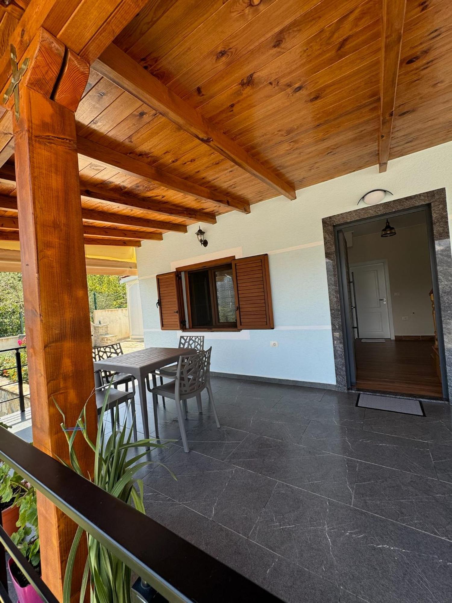 Villa Sana Rooms Permet Ngoại thất bức ảnh