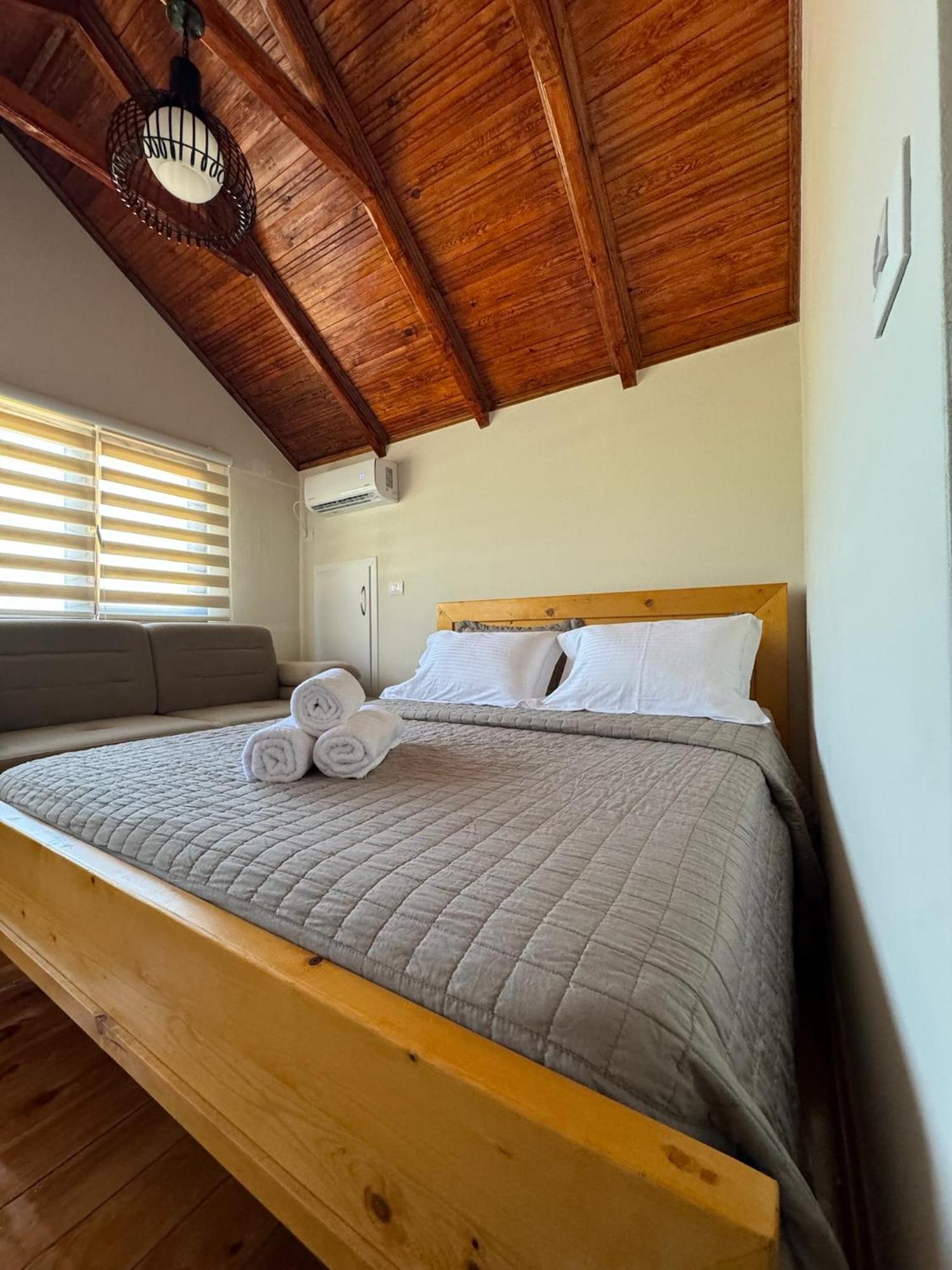 Villa Sana Rooms Permet Ngoại thất bức ảnh
